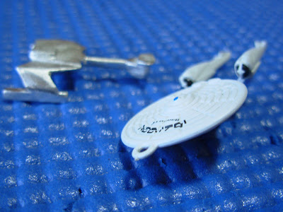 New Movie Star Trek Enterprise Japanese Keychain 1/7000 miniature with Studio Bergstrom Klingon D7 battlecruiser