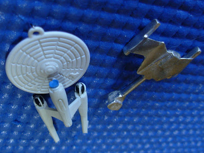 New Movie Star Trek Enterprise Japanese Keychain 1/7000 miniature with Studio Bergstrom Klingon D7 battlecruiser