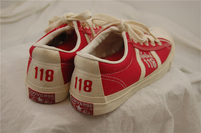 118 converse sneakers