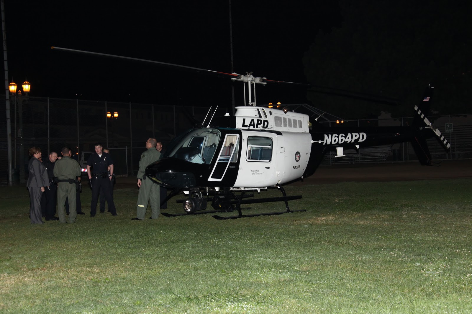 LAPD Emergency Landing in Hollywood ~ FireWXPhoto1600 x 1067