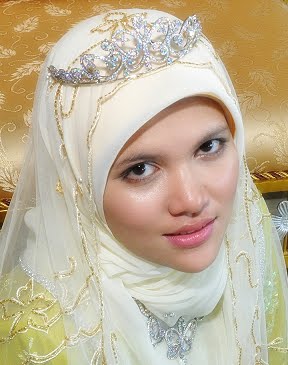 SeHaLuS DaN SeLeMBuT SuTeRa KaSiH....