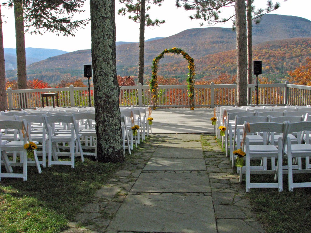 Steven Bruce Design Onteora Mountain House last Wedding of 2010