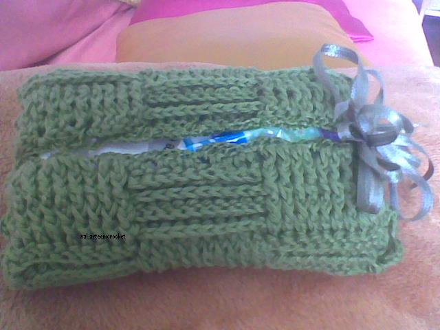 [Porta+-lenço+verde+wal-arteemcrochet.jpg]