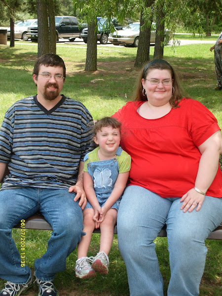 Robbie & Stacey with daughter Lizzie