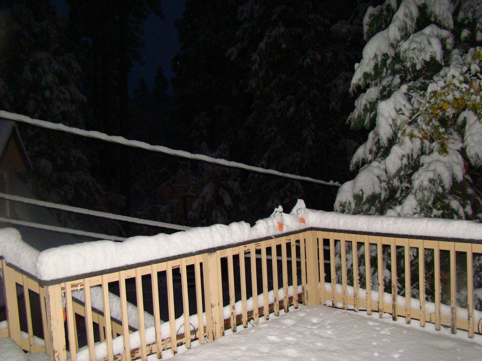 Mi Wuk Area Homeowners Association News & Updates THE FIRST REAL SNOW OF THE SEASON IS HERE!