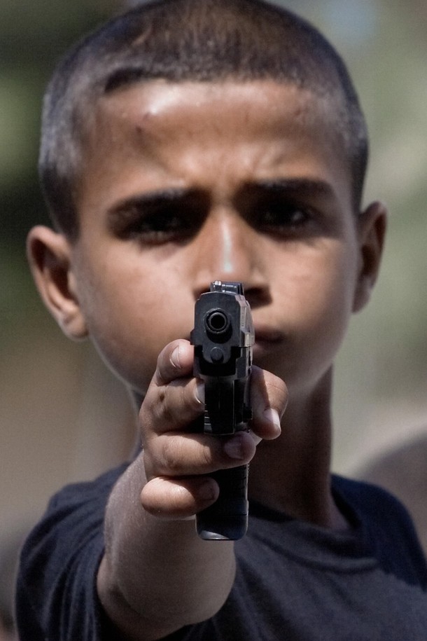 [gaza+gun.jpg]