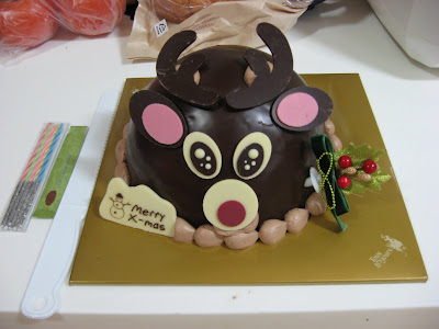 Reindeer choco cake from Tous les Jours--all such cakes seem to come with a plastic knife, a pack of candles and a couple matches