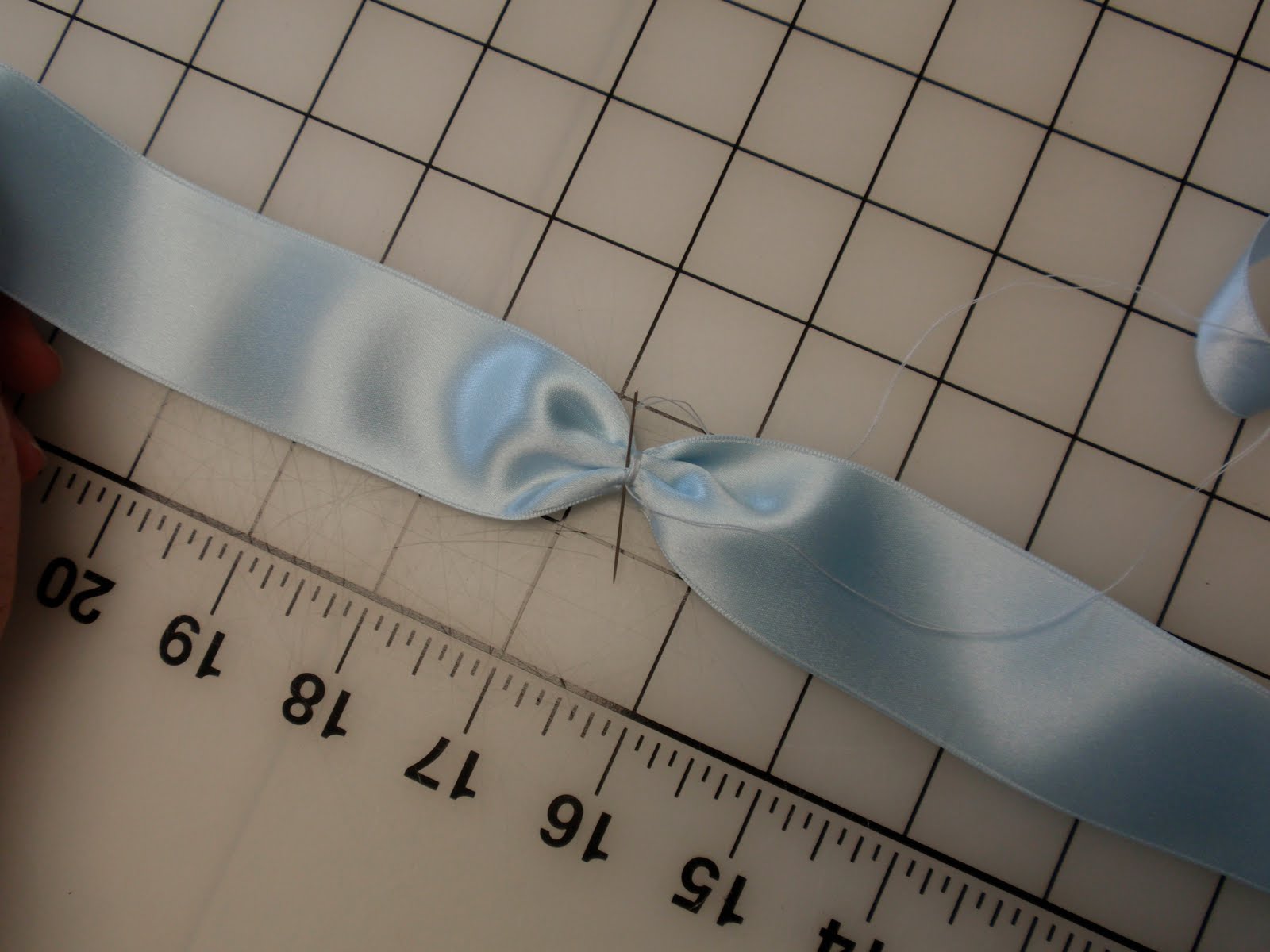 Mimi Pearl: Sewing