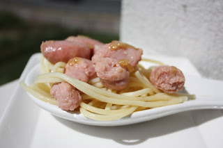  pasta con salchichas de pollo al vino blanco y cebolla 