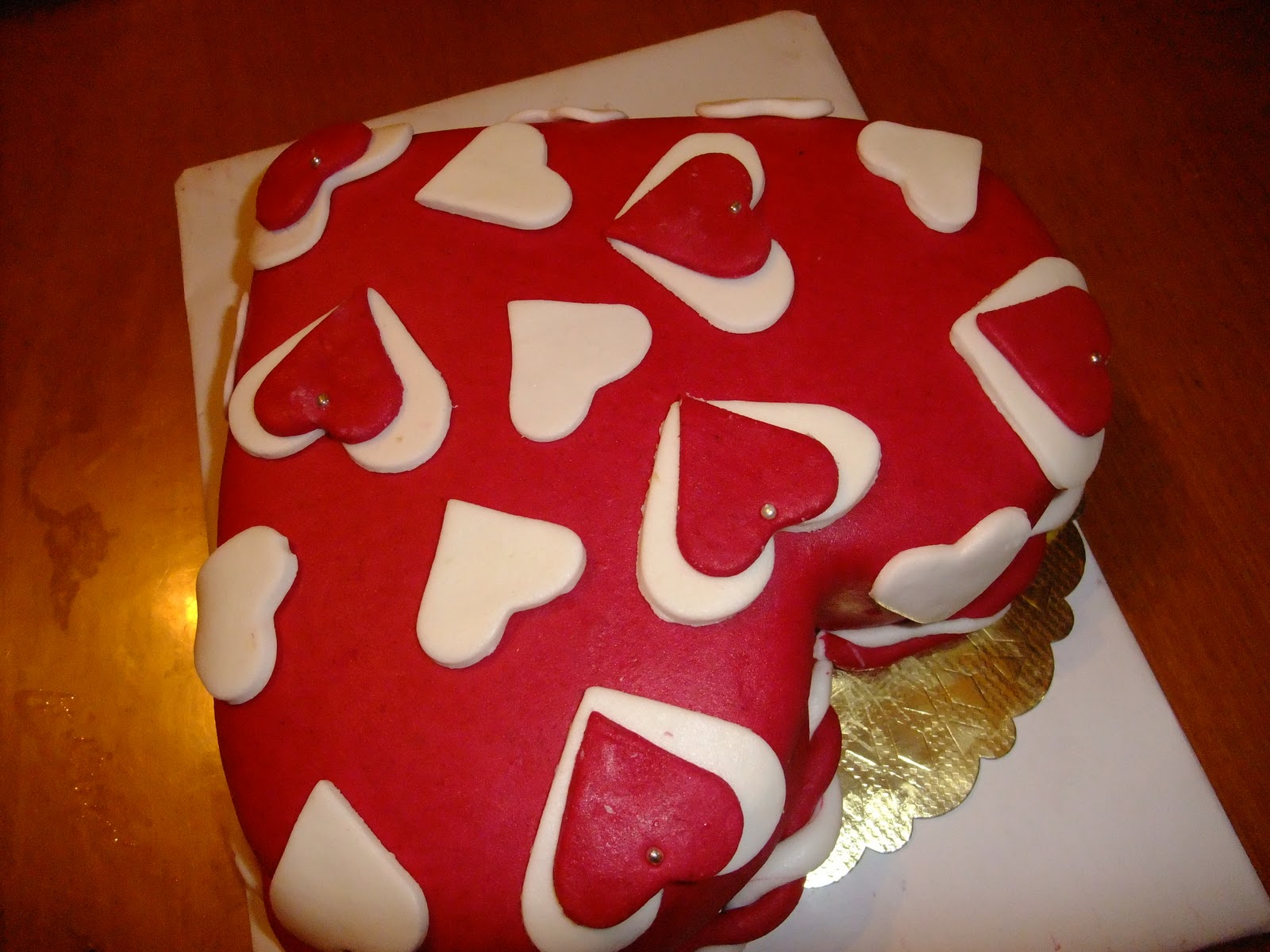 İpek Butik Pasta ,Çikolata ve Kurabiye kalpli pasta