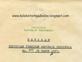 Koleksi Tempo Doeloe 2 Bh Tanda Tangan Asli Presiden Soekarno