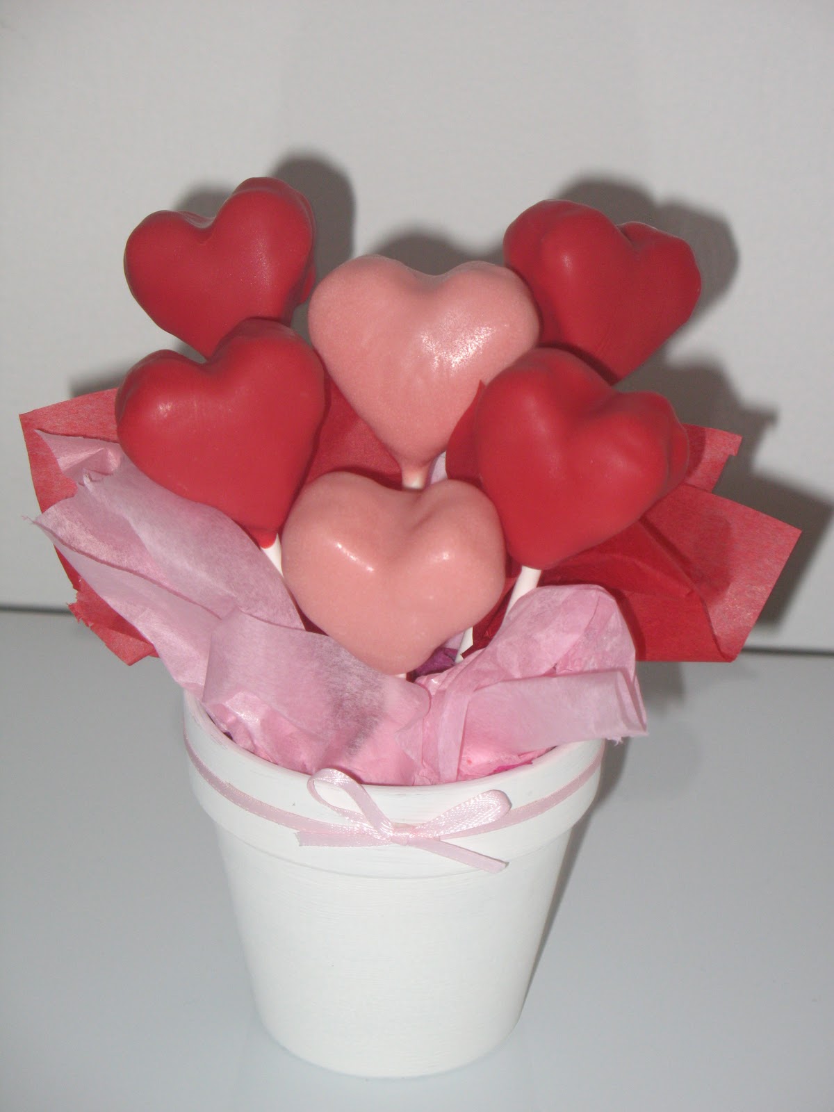 Rachel's Cake Adventures Cake Pops!