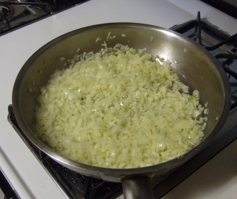 [Onions+on+the+stove.JPG]