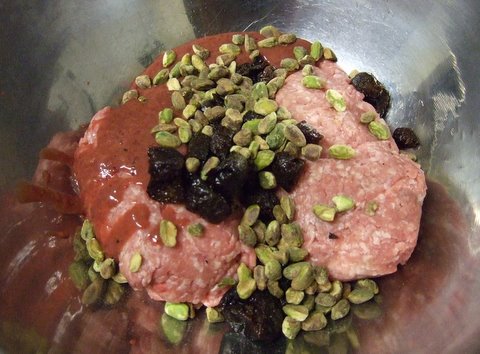 [Prunes+and+Pistachios+with+pate.JPG]