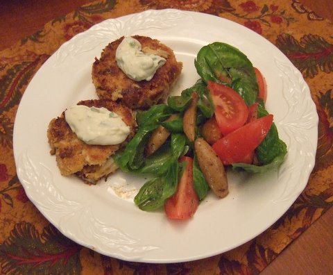 [Money+Shot+with+Salad.JPG]