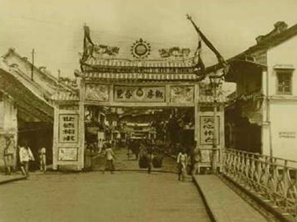 [63260_pasar_baru_pada_tahun_1898.jpeg]