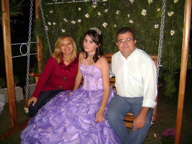 ANGELA, YASMIN E PEDRO