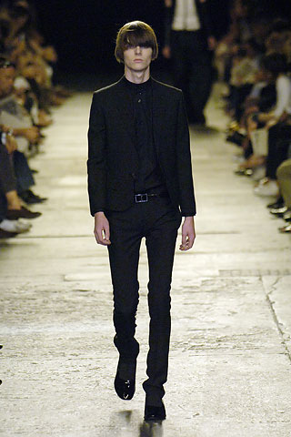 EXIT EVERYTHING: thin is in: in search of the perfect male body (from