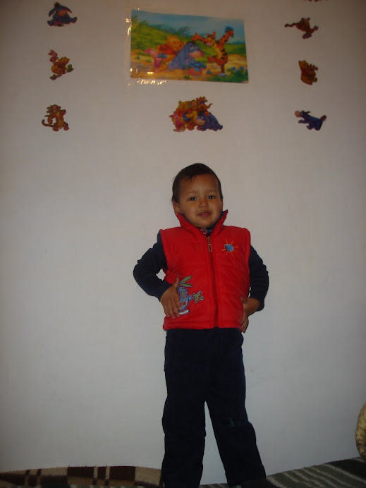 junior en su habitacion