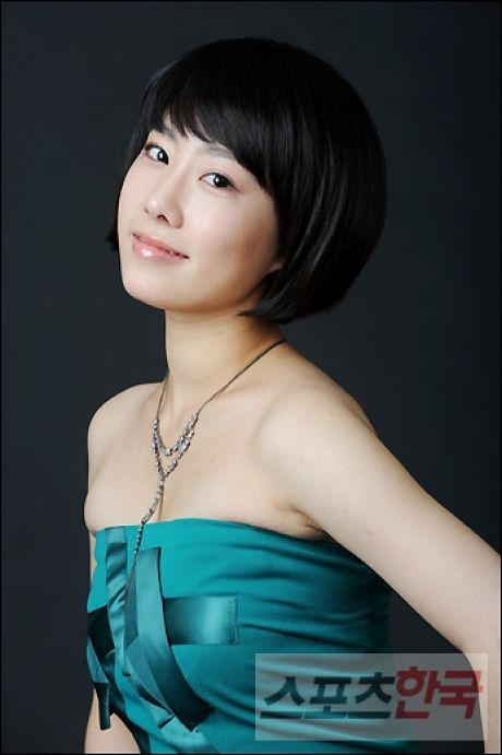 Kang Ye-won (강예원, Korean actress) @ HanCinema :: The ...