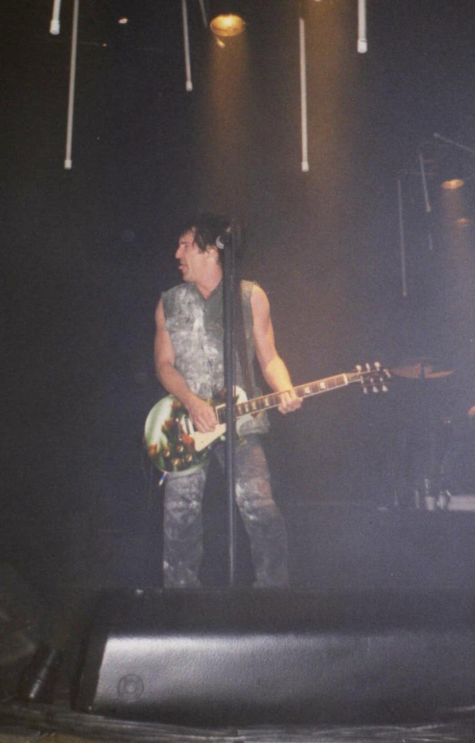 Nine Inch Nails News: MILANO 1999