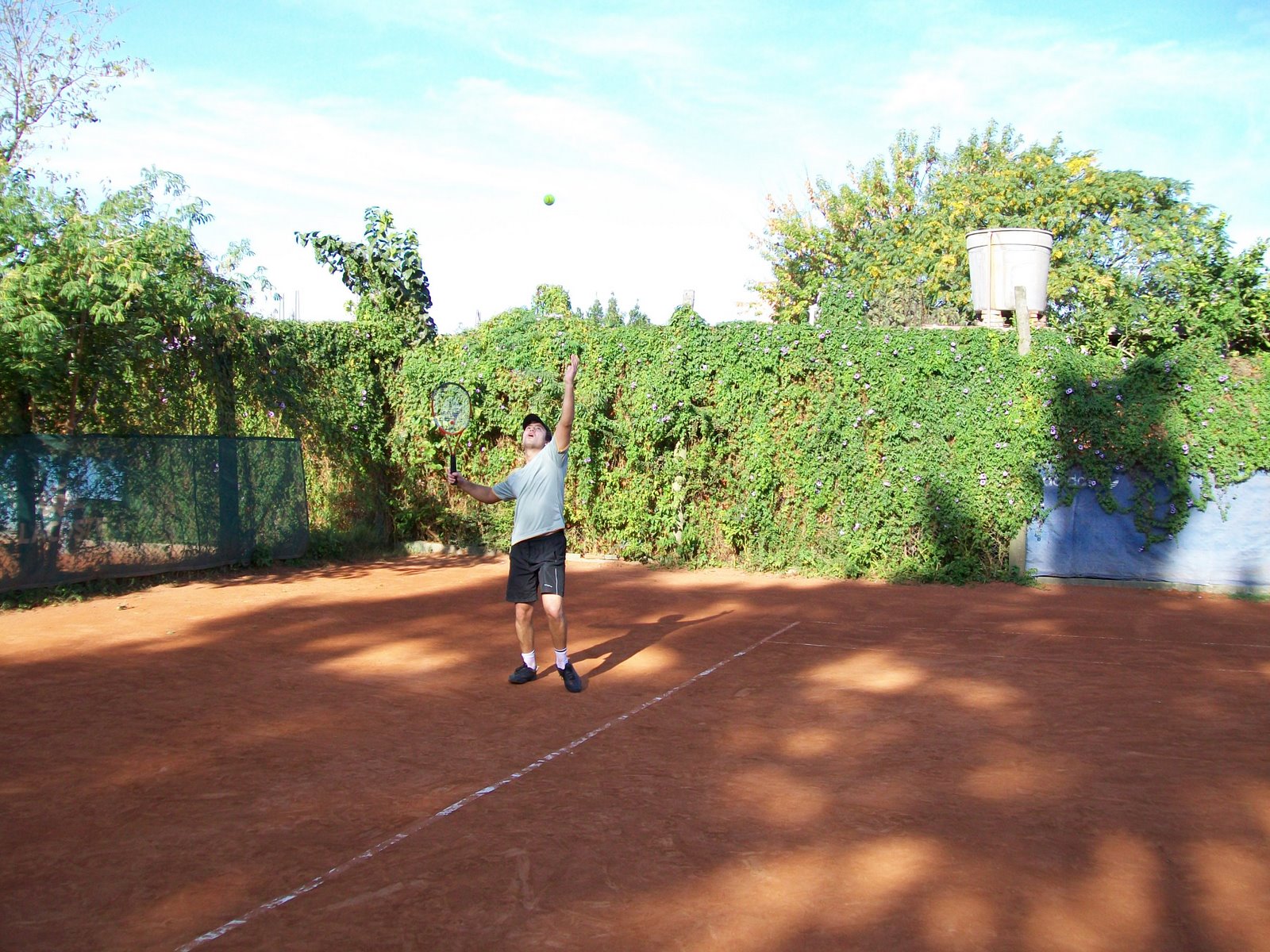 [rg28.JPG]