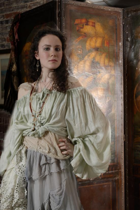 [pirateblousebygypsymoon.jpg]