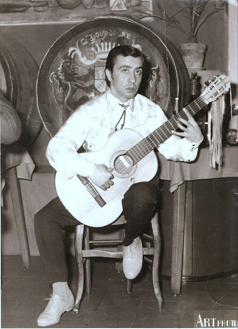 Attilio Fiorelli dit "Nino, le guitariste aux doigts d'or" (1931-1998)