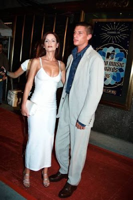 Manwhore Galore!!!: Simon Rex