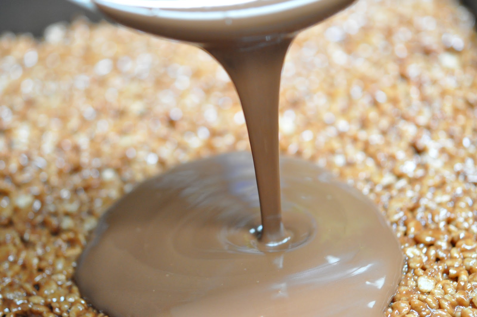 tease-spoon of sugar: Mars Bar Squares