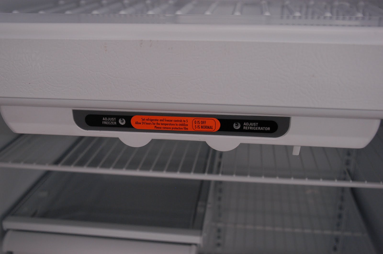 Appliance Direct Video Blog GE ENERGY STAR White 18.0 Cu. Ft. TopFreezer Refrigerator