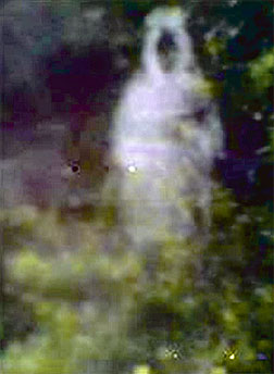 Gambar Hantu: Video Pocong Felda Jengka 4