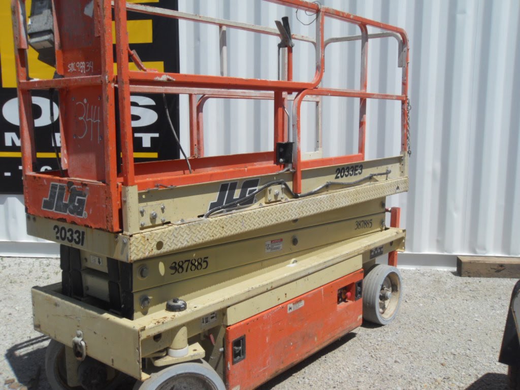 Nichols Equipment Inventory JLG Lift