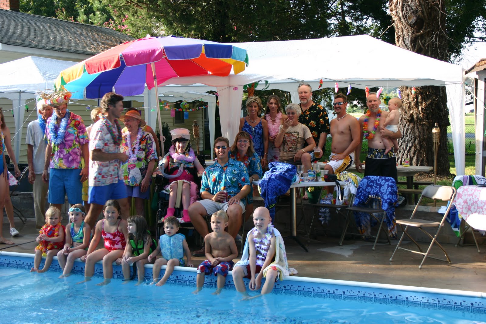 [Uncle+Dave's+Luau.jpg]