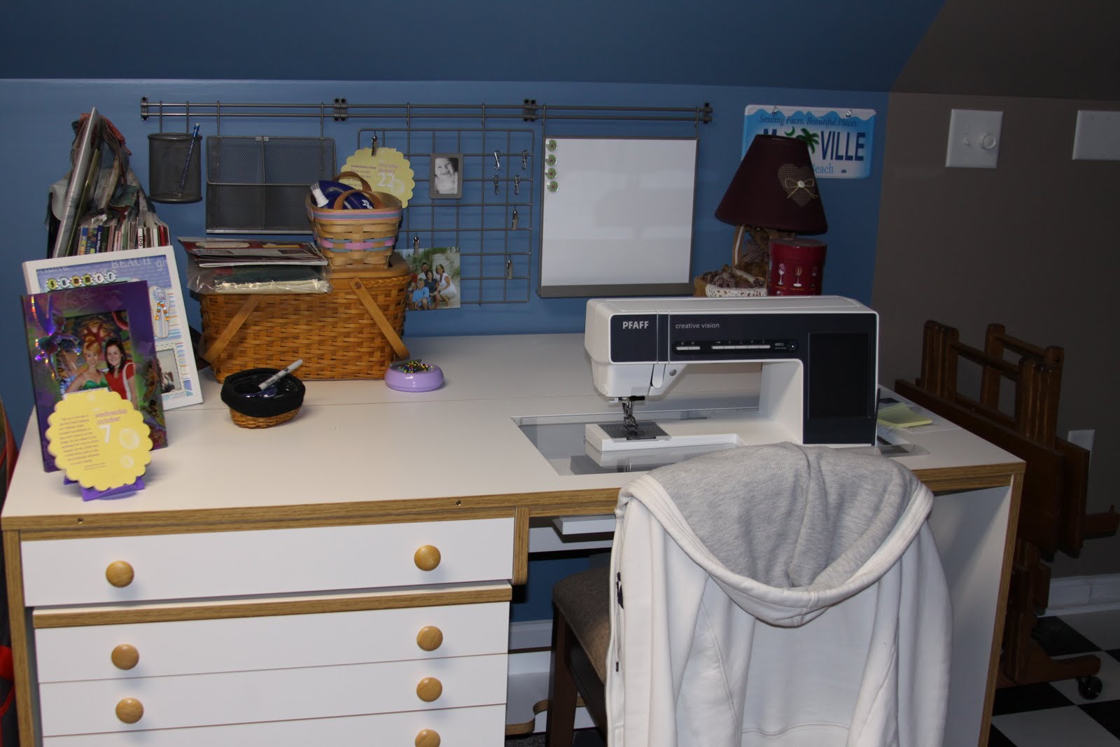 [sewing+machine.jpg]