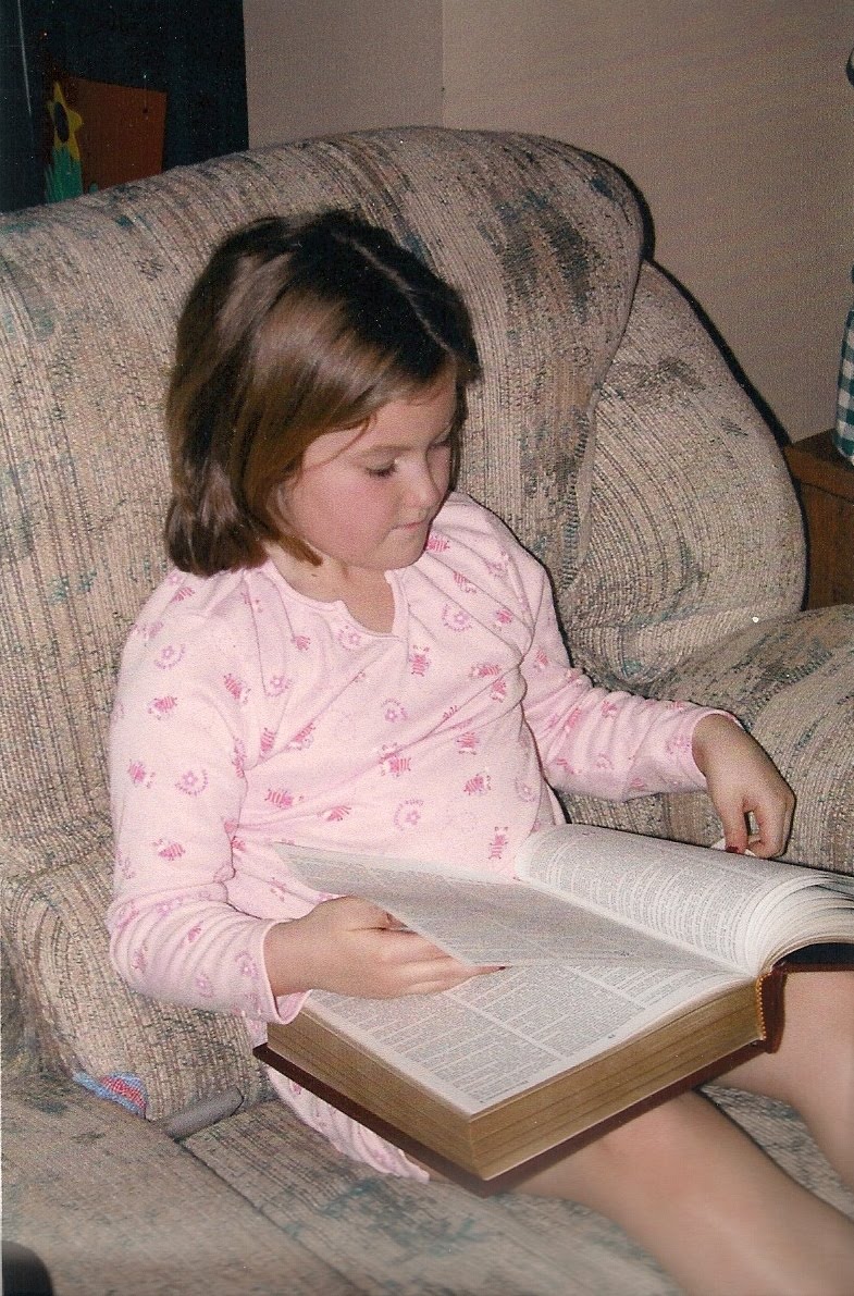 [cierra+reading+bible.jpg]