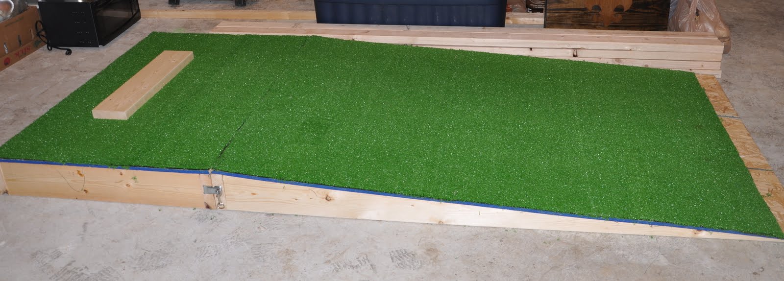 [pitchers+mound.jpg]