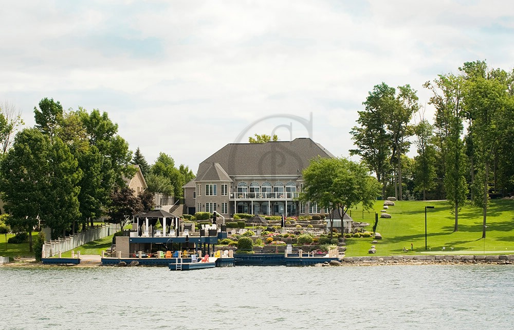 Orillia Travel Houses