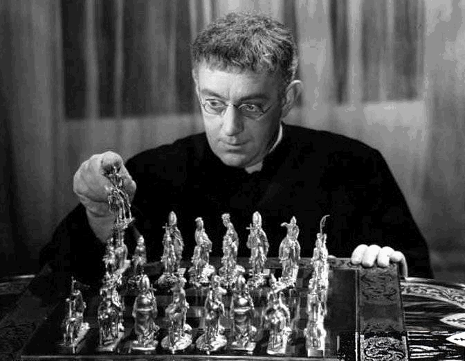 [SirAlecGuinness_FatherBrown[1].gif]