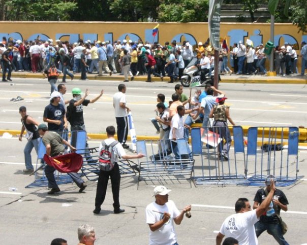 [5492_1189236365961_1079900655_577482_4171783_n.jpg]