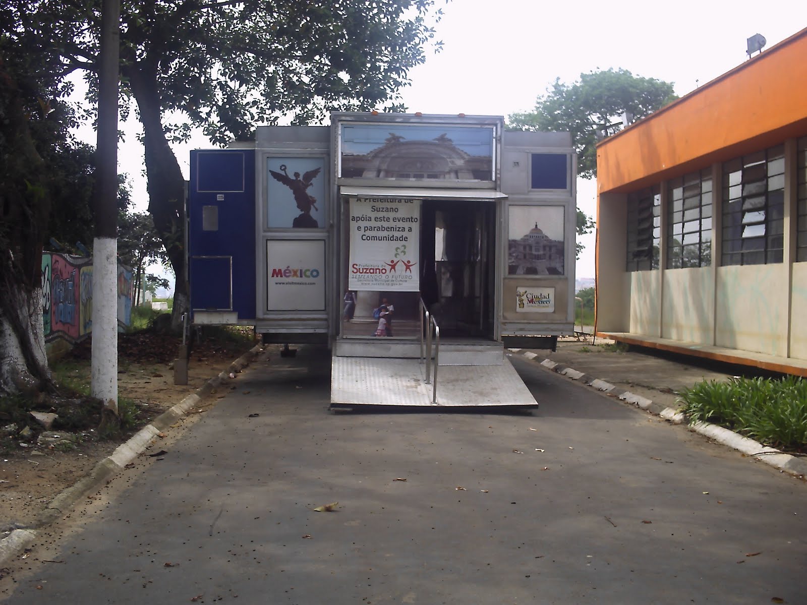 [pict0081.jpg]