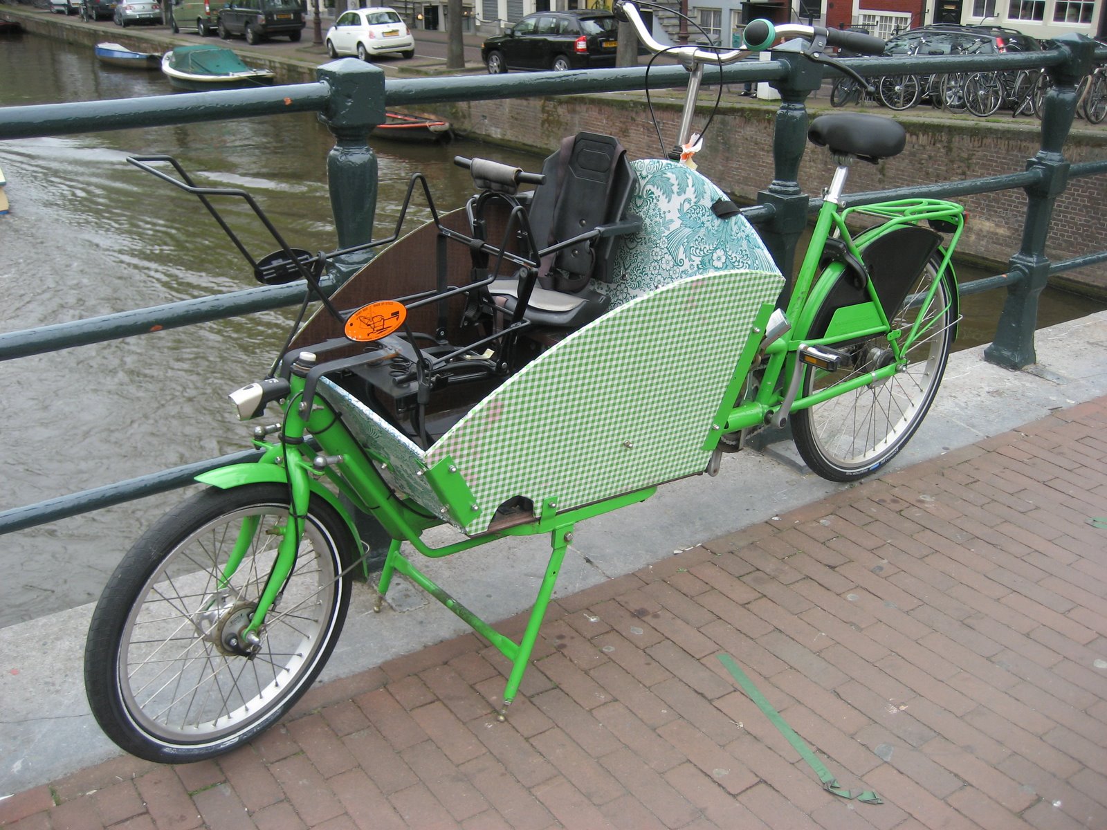[IMG_2917.JPG]