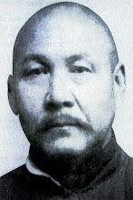 Zhang Chinlin, student of both Yang Jianhou and Yang Chengfu, was Laoshi Wang Yen-nien's Sifu.