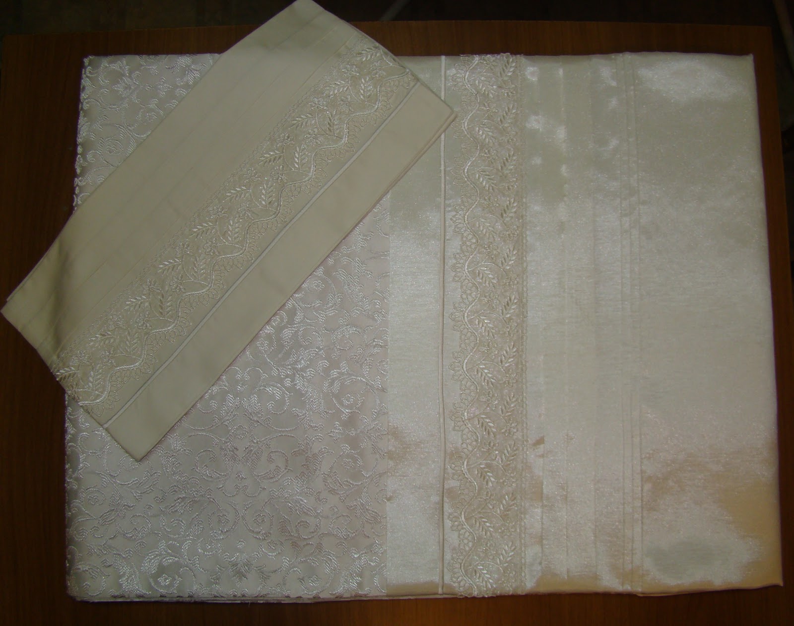 BEYAZ ÇEYİZ YATAK ÖRTÜSÜ