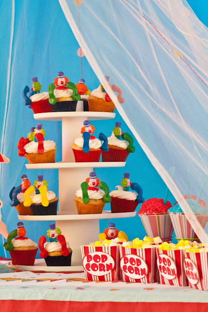 BirthdayInABox on X: We're ready to doo doo doo dooo all the way through  this adorable birthday party. See all of our Baby Shark party ideas on our  website:   /