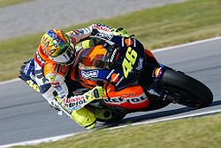 [250px-Motogp_rossi_300.jpg]
