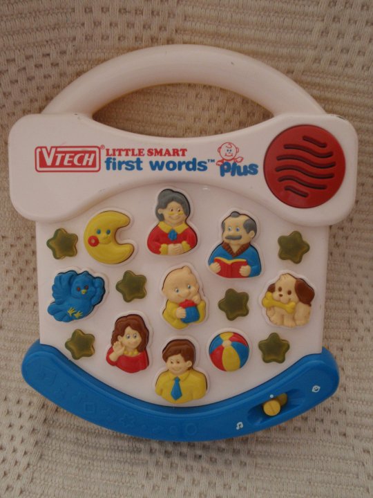 MacamMacamAda Vtech Little Smart First Words Plus