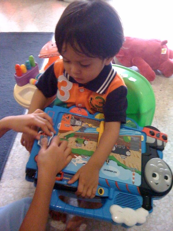 Macam-Macam-Ada: Vtech Thomas & Friends Learning System