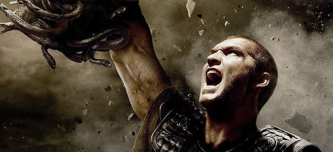 Атака титанов фильм бронированный титан. Битва титанов 2022. Персей и кракен. Гаргульи битва титанов. Атака титанов фильм титаны.