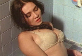 Celebrity Hollywood: Foto Hot Payudara Montok Eva Arnaz
